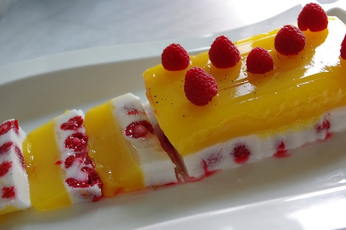 Entremet au fromage blanc et aux fruits rouges